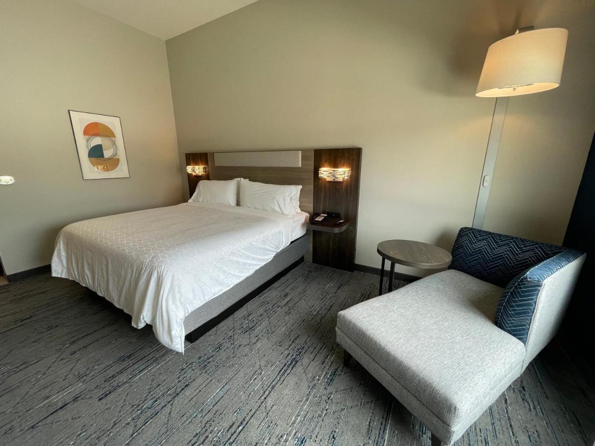 Holiday Inn Express & Suites - Ft. Smith - Airport By Ihg Fort Smith Ngoại thất bức ảnh