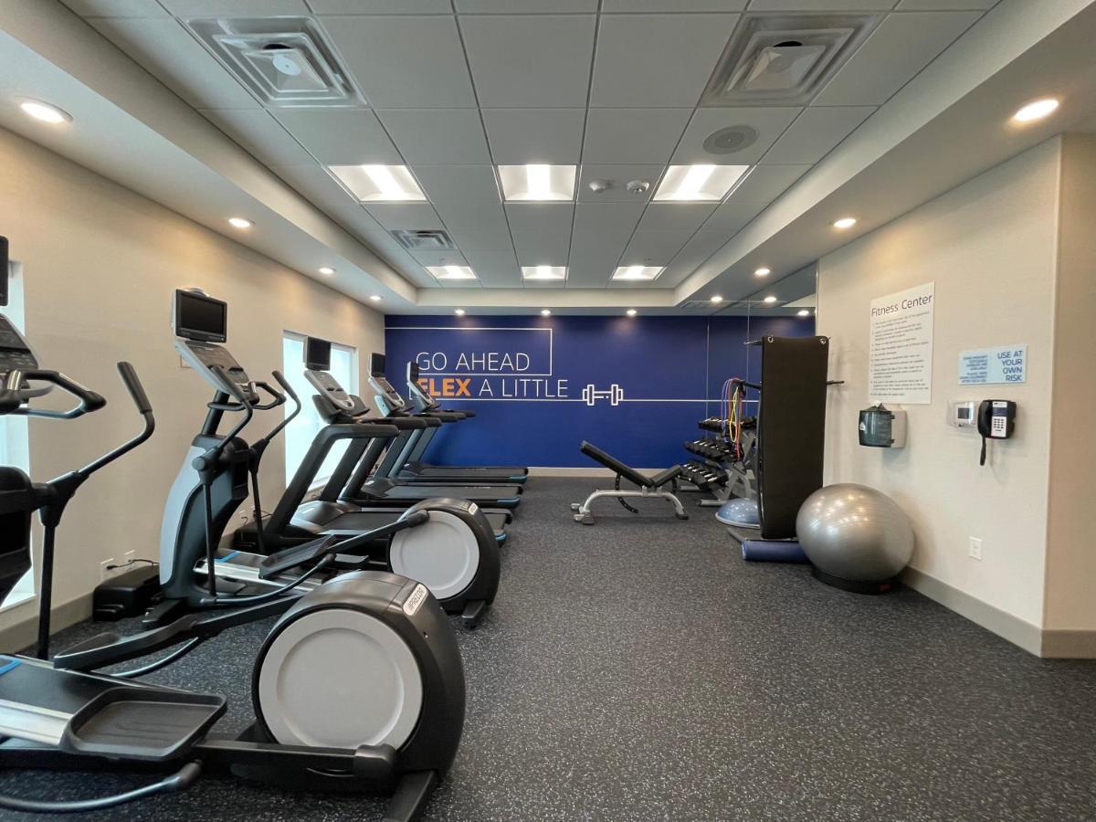 Holiday Inn Express & Suites - Ft. Smith - Airport By Ihg Fort Smith Ngoại thất bức ảnh