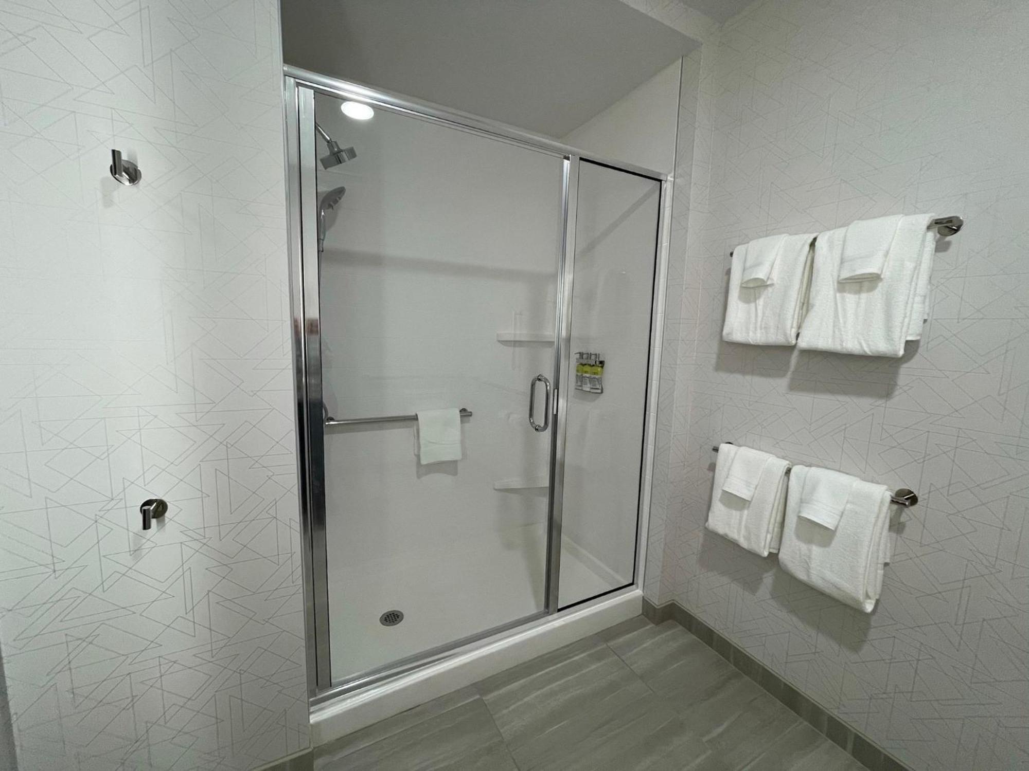 Holiday Inn Express & Suites - Ft. Smith - Airport By Ihg Fort Smith Ngoại thất bức ảnh